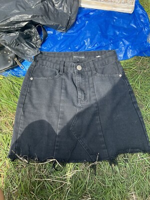 Pretty little thing black denim skirt size UK
