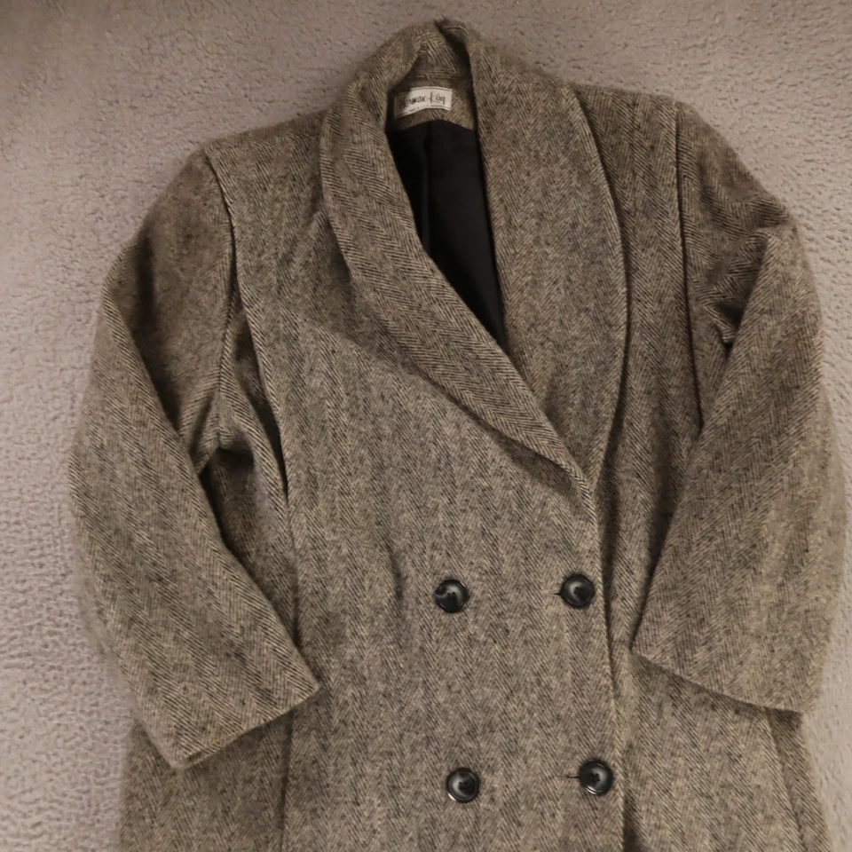 VTG Tweed Coat Womens 10 Gray Black Herringbone Flannel Wool USA Herman Overcoat - Image 2 of 4