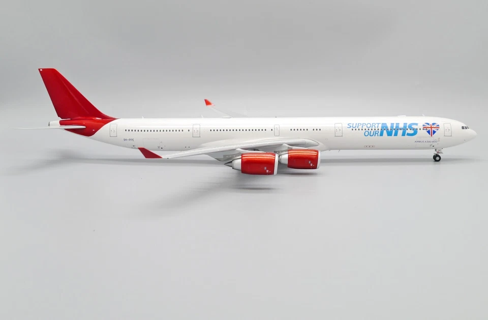 Modelo diecast JC Wings 1:200 Maleth-Aero Airbus A340-600 'Thank You NHS' 9H-PPE Foto 2 de 4