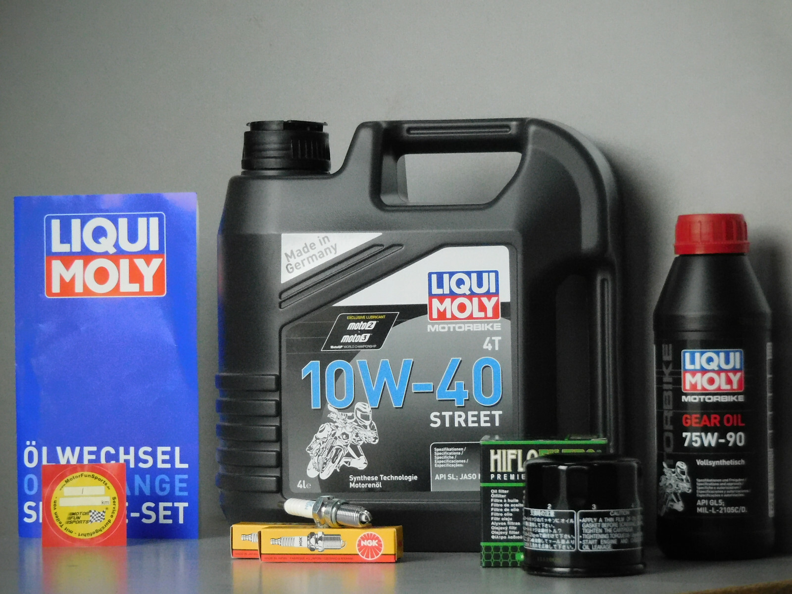 Maintenance Set Suzuki VZ 1600 Marauder Oil Filter Spark Plug Inspection Service