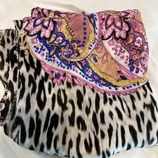 VTG SCARF  BEAUTIFUL RECTANGLE ANIMAL PRINT Italy 17 By 66” U1