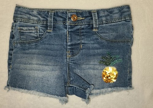 Girl's Sonoma cut off shorts size 5 regular pineapple sequins