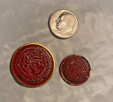 2 Mochries et Maniacs Golf Ball Marker, Nice logo.