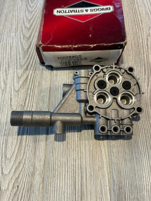 #ad Briggs And Stratton 200282GS Kit Pump Head for Briggs Troybilt pressure washer $90.00