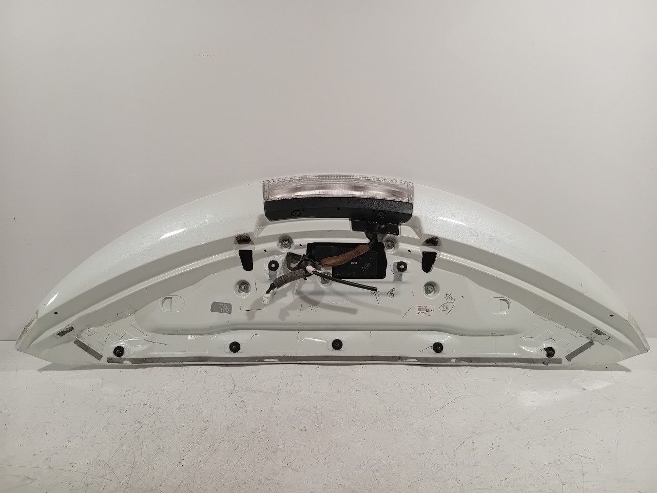 Foto 6 van Nissan Leaf Spoiler 2010-2017 12051701 EM61