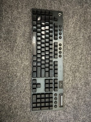 Logitech G915 light speed Gaming Keyboard used