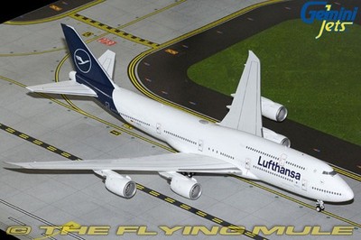 GeminiJets 1:200 747-8I Lufthansa D-ABYA
