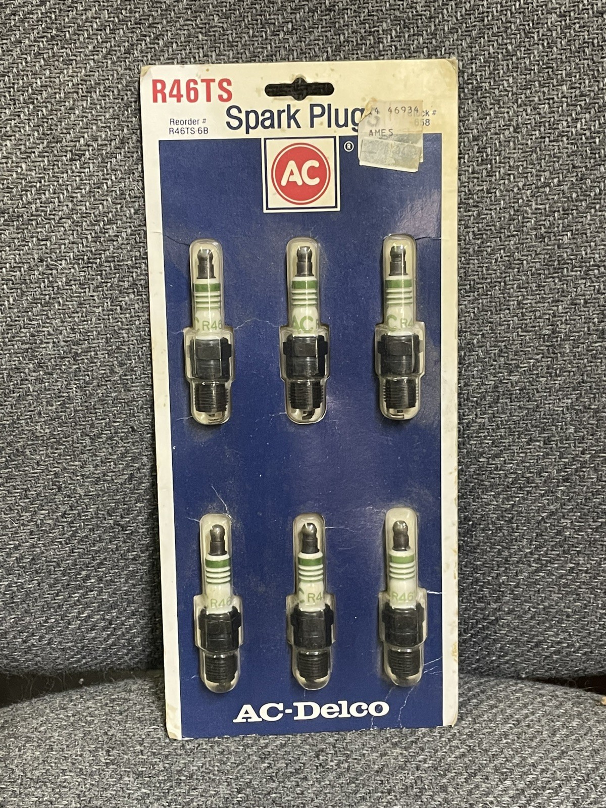 AC Delco Genuine GM Spark Plugs R46TS Set of 6 Vintage New Old Stock