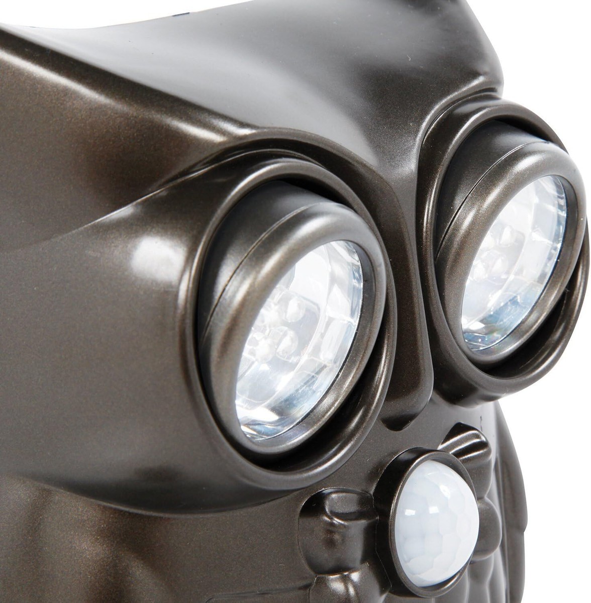 IdeaWorks JB7682 Decorative LED Motion Sensor Hooting Owl