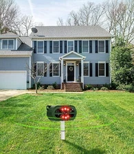 Ultrasonic Solar Pest Repeller – Outdoor Animal Deterrent for Cats, Mice, Deern