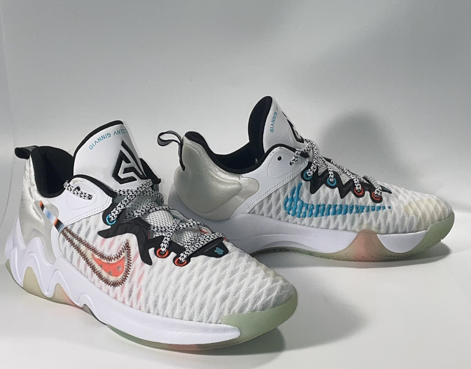 Nike Giannis Immortality Force Field GS Youth and Men… Gem