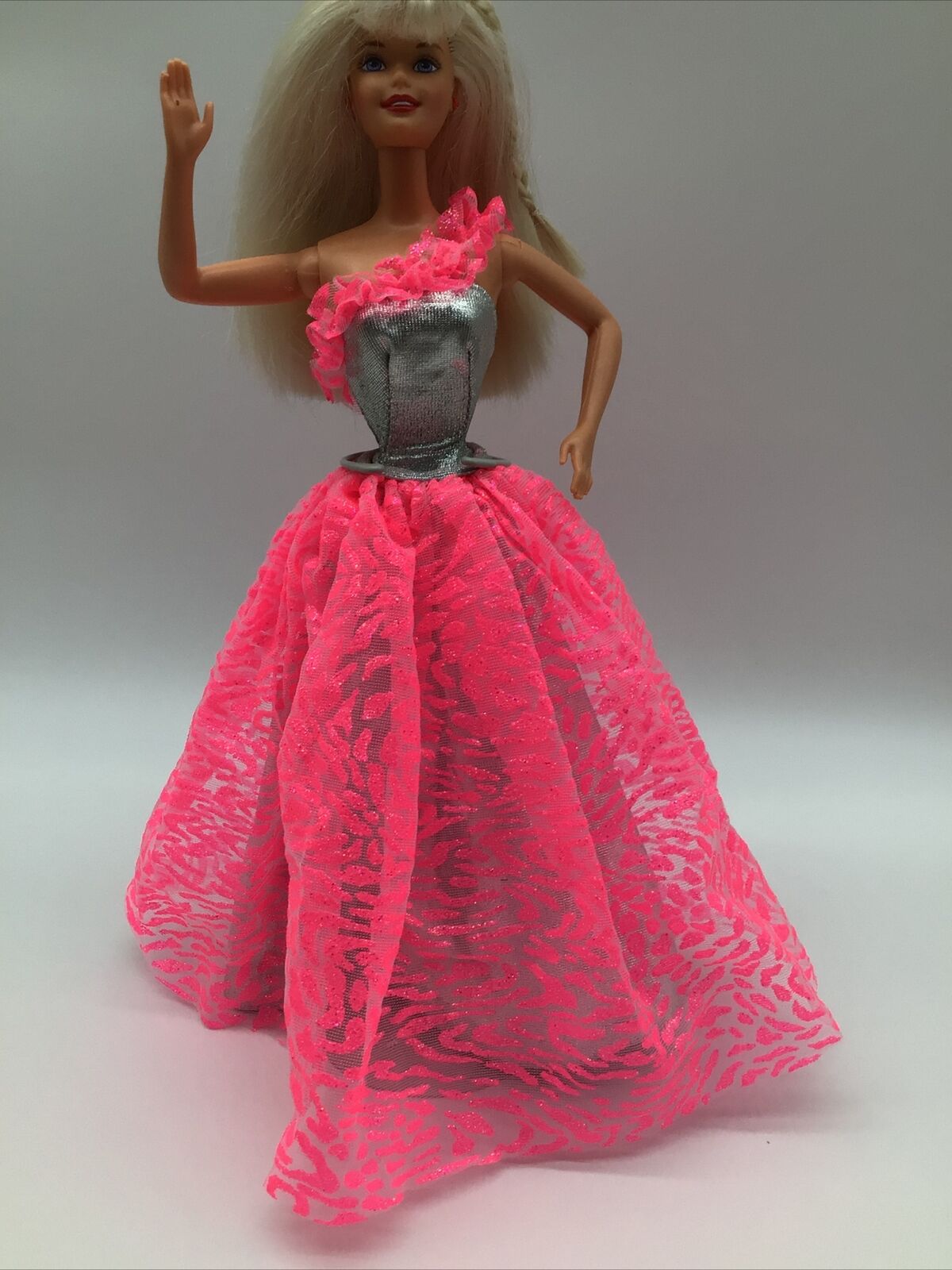 Barbie Looks Collectible Fashion Doll with Sparkly Silver Outfit & Magenta  Curls