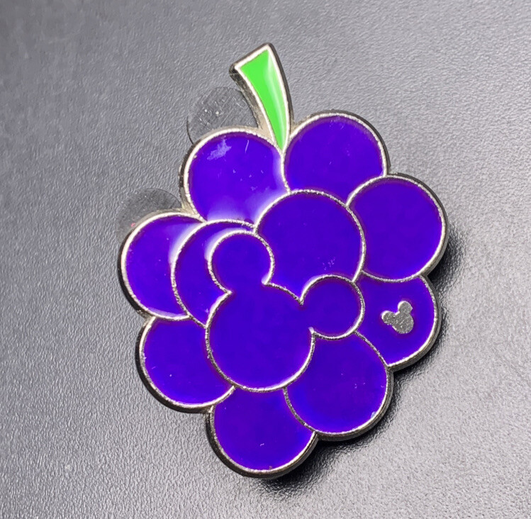 Disney Hidden Mickey Mouse Pin Grape Bunch Purple Grapes Enamel 2016 Lapel