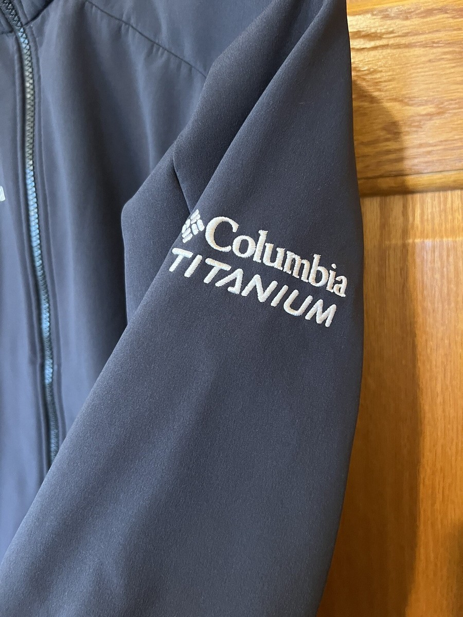 CO273 Columbia Titanium Black Softshell Full Zip Jacket Womens XS CO273 Columbia Titanium Black Softshell Full Zip Jacket Womens XS