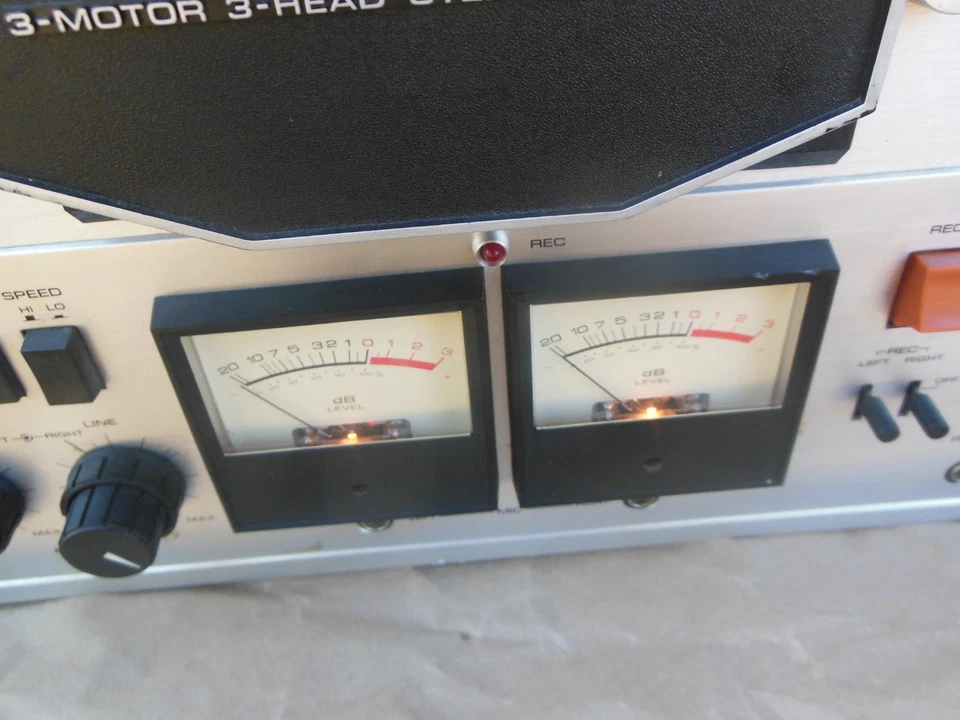 Nice Pioneer RT-1011L Reel to Reel Tape Deck / Clean & Powers On - Image 2 of 4