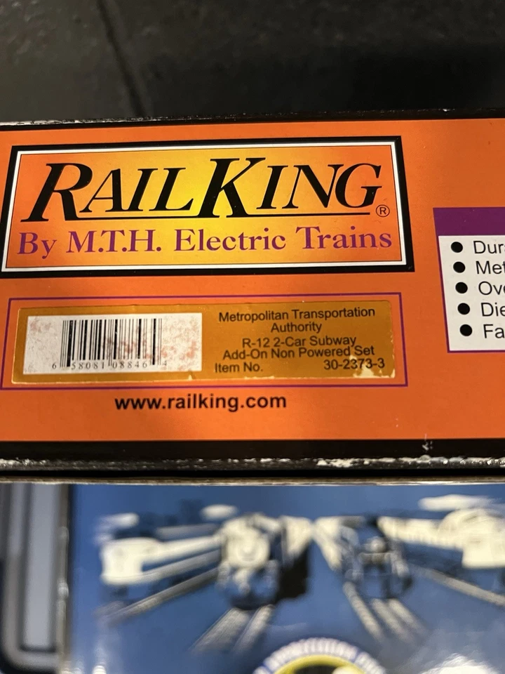 MTH Rail King 30-2373-3 Metro Transportation R-12  2-Car Non Powered Subway Set - Image 2 of 4