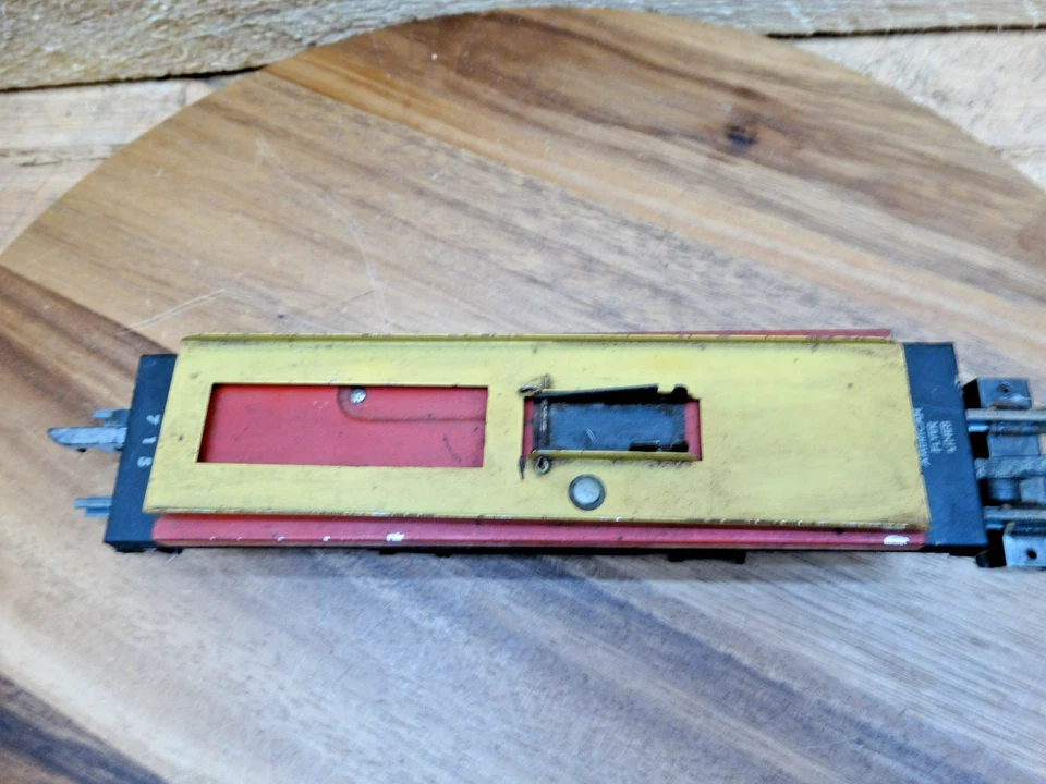 American Flyer S Gauge 33' Automobile Unloader Flat Car 715 - Image 2 of 4