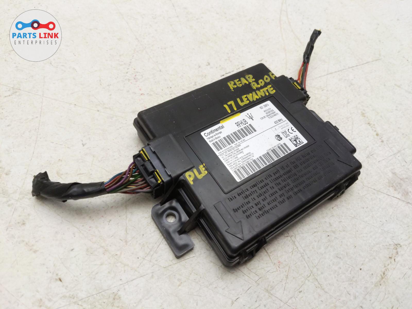 17-20 MASERATI LEVANTE REAR ROOF PASSIVE KEYLESS ENTRY START CONTROL MODULE M161