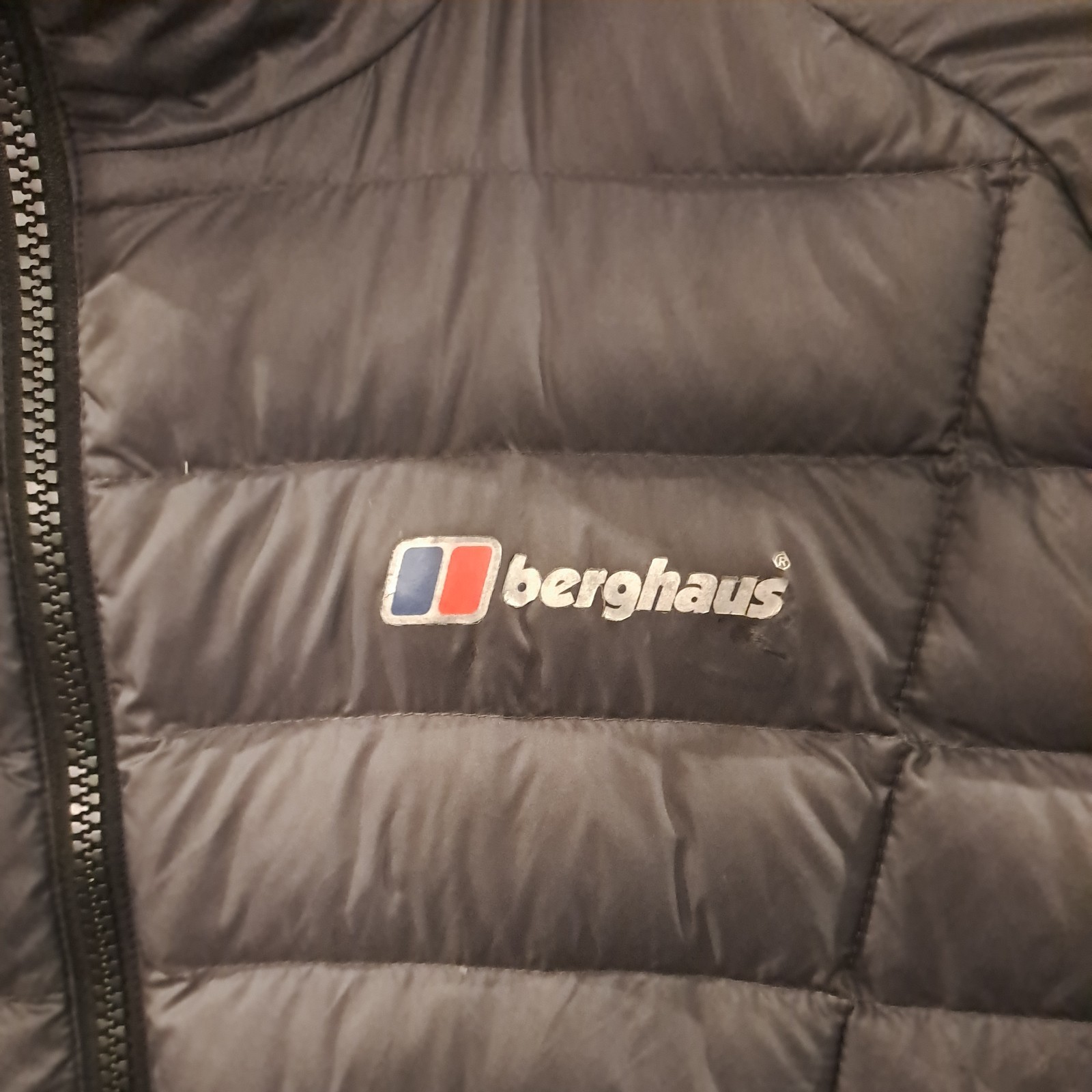 Berghaus HydroLoft Reversible Puffer Jacket Men’s M Black Grey Down Outdoor Logo image 2