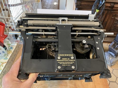 Antique 1936 Underwood Model 11 Typewriter 4506569-11 Works But Needs Serviced - Picture 22 of 24