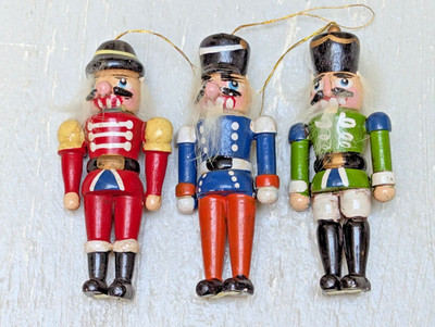 3 x Vintage Holz Nussknacker Spielzeug Soldat Weihnachtsdeko Ornamente Taiwan