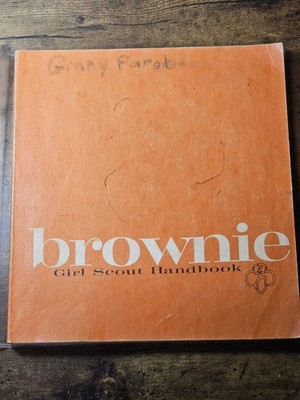 Vintage Brownie Copyright 1963 by Girl Scouts of the USA Excellent Condition 