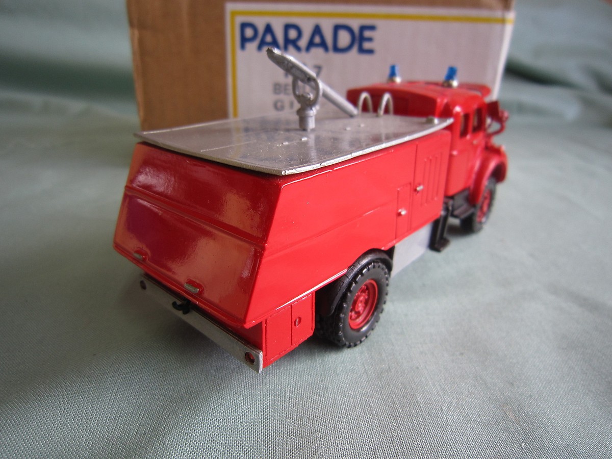 Camion Pompiers Berliet GLC8 N°7 – Parade Diffusion Monaco – Échelle 1:50