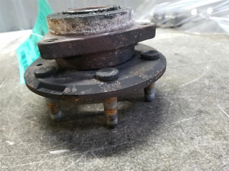 Hub VIN J 11th Digit Limited Rear Fits 07-17 ACADIA 52373 - Image 3 of 4