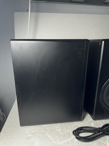 PAIR of M-Audio BX8a DELUXE Powered Studio Monitors - Picture 3 of 11