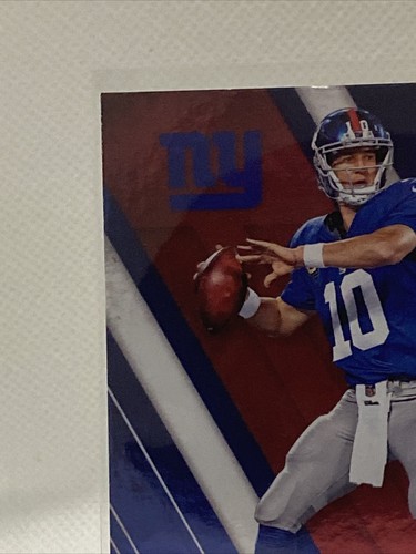 2016 Panini Absolute Football Eli Manning #95 NY Giants - Picture 2 of 6