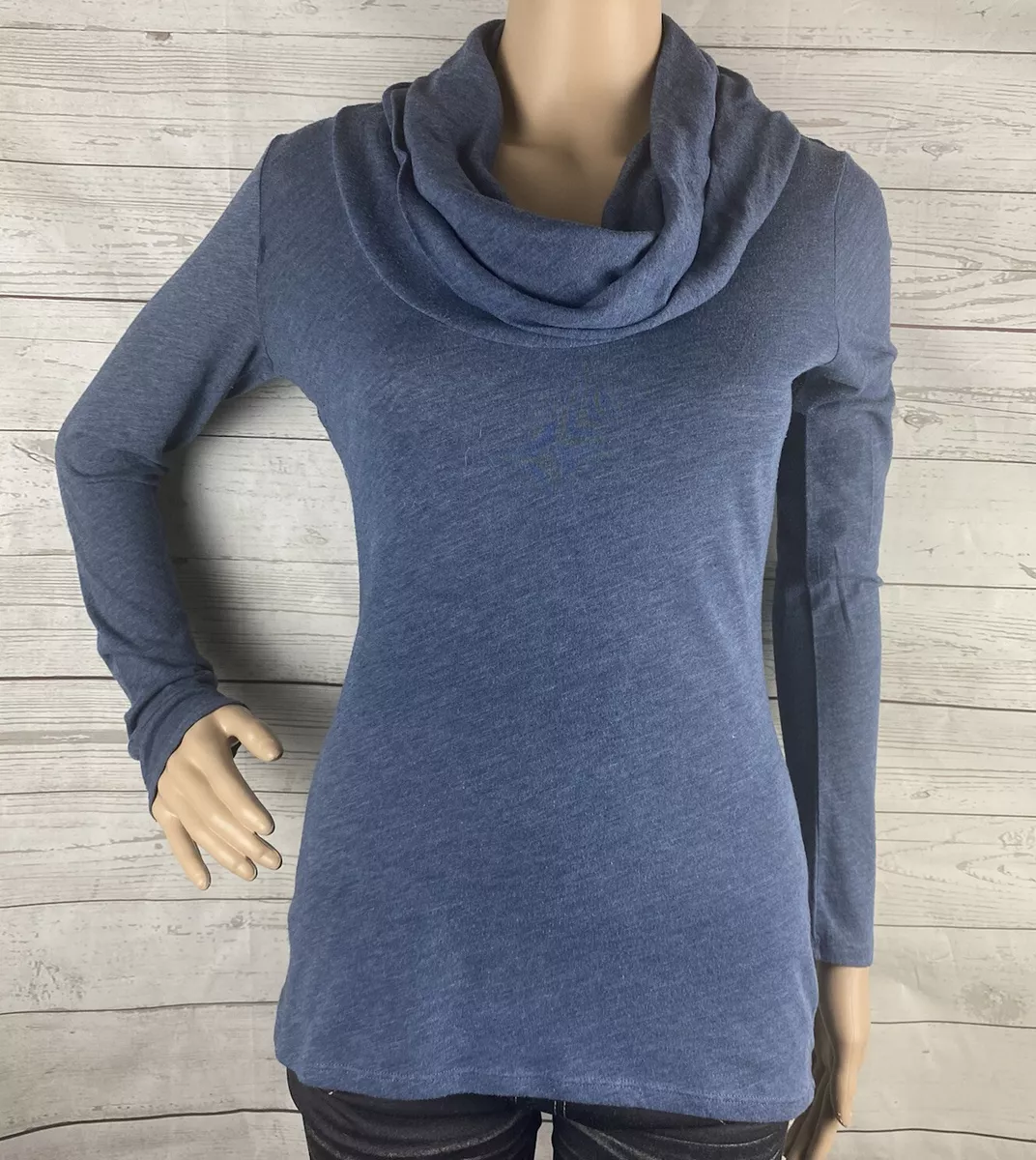 Gap clearance cowl neck