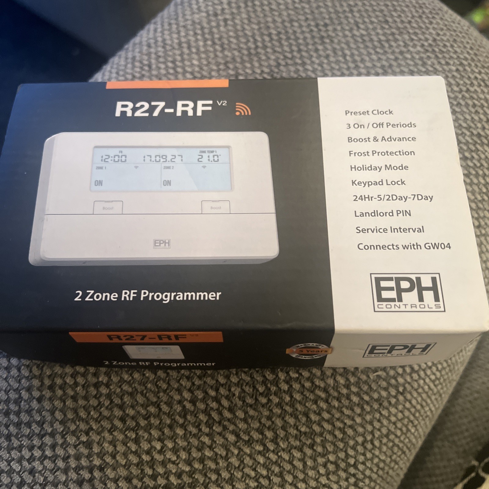 *NEW EPH Controls R27-RF-v2 2 Zone Programmer