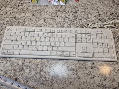 Macally QKEY Wired USB Full-Size Keyboard for Mac Apple & PC Computers White