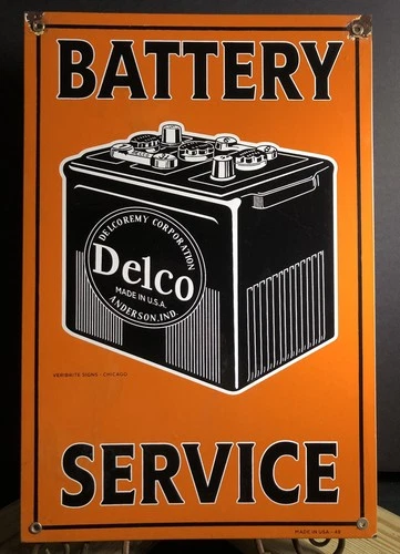 VINTAGE 1949 DATED DELCO BATTERY 18” PORCELAIN GAS OIL SERVICE SIGN