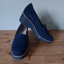 Vionic Water Repellent Wedges Willa Wedge Navy Suede NWB Size 8.5