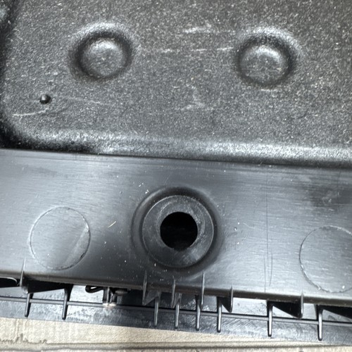 Dodge Journey 2011-2020 cubierta de contenedor de almacenamiento de piso segunda fila alfombrilla OEM 1BZ93TRMAE - Imagen 10 de 11