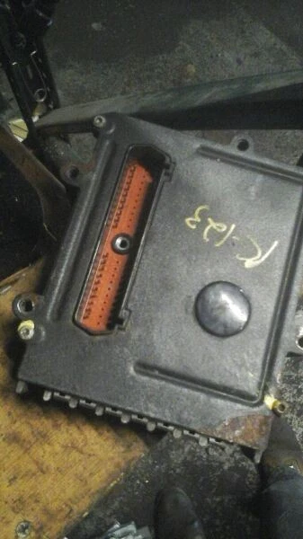 MÓDULO TRANSMISIÓN ECM CHASIS CARAVANA 96 Foto 2 de 3