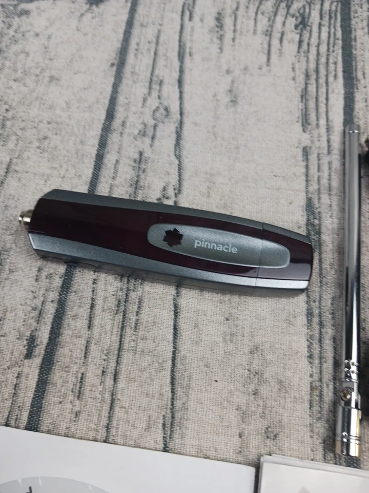 Pinnacle PCTV HD Pro Stick USB2 HDTV Tuner for Free HD - Pre-Owned, Excellent  - Image 4 of 4