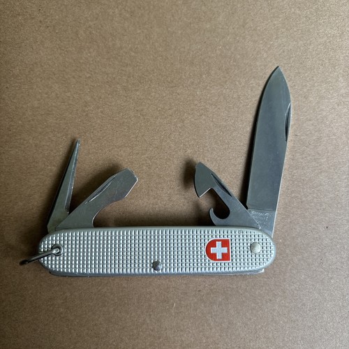 Wenger 2000 Soldier Swiss Army knife- Standard Issue, Wenger Delemont 00