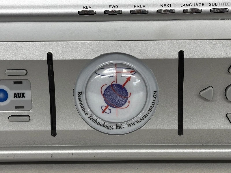 Console de entretenimento Resonance Technology CinemaVision ressonância magnética áudio/vídeo - Imagem 3 de 4