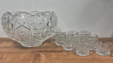 Vintage  L.E. Smith Glass Daisy & Button Punch Bowl W/ 12 Glasses & Ladle