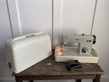 Vintage PFAFF 71 Professional Sewing Machine With Footpedal  Carrying Case NICE