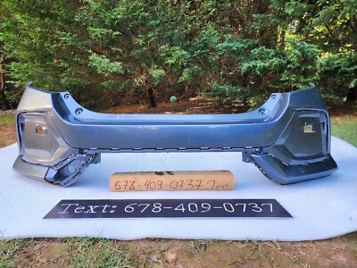 2017-2021 HONDA CIVIC TYPE R REAR BUMPER COVER. OEM. 71501-TGH