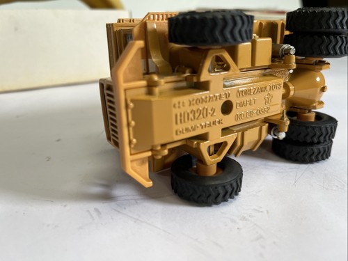 1/60 DIAPET YONEZAWA GIOCATTOLI KOMATSU HD320-2 DUMP TRUCK VEDI FOTO VISUALIZZATE - Foto 10 di 18