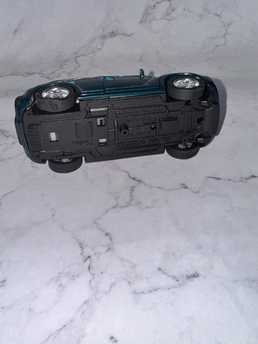 2001 SAICO Chrysler PT CRUISERS 1/34 Scale GREEN Opening Doors No.DP5019 - Picture 7 of 12