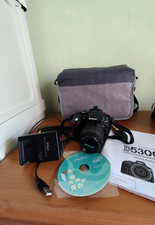 Fotocamera reflex Nikon D5300 + nikkor AF-S 18-55mm GVR  (3148 scatti) + borsa