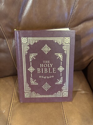 The Holy Bible: Illuminated Family Edition, King James Version ...