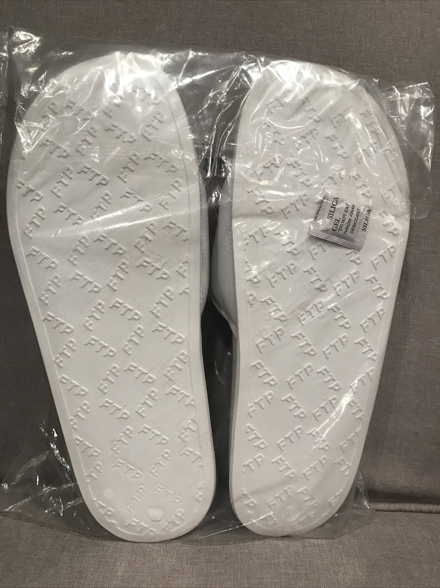 靴 FTP Logo Slide Black Glow in the Dark Brand New Sealed FTP GLOW IN THE DARK Slides Men's Size 13