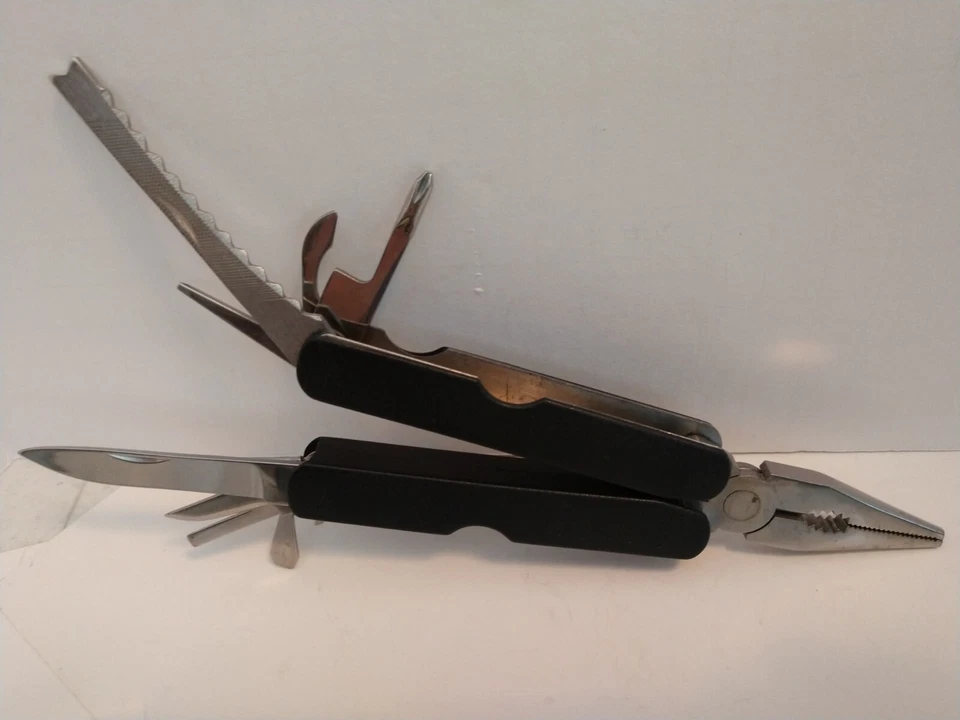 Cuchillo 9 en 1 multiherramienta con estuche. Cuchillo plegable de acero inoxidable. Gran forma. Foto 3 de 4