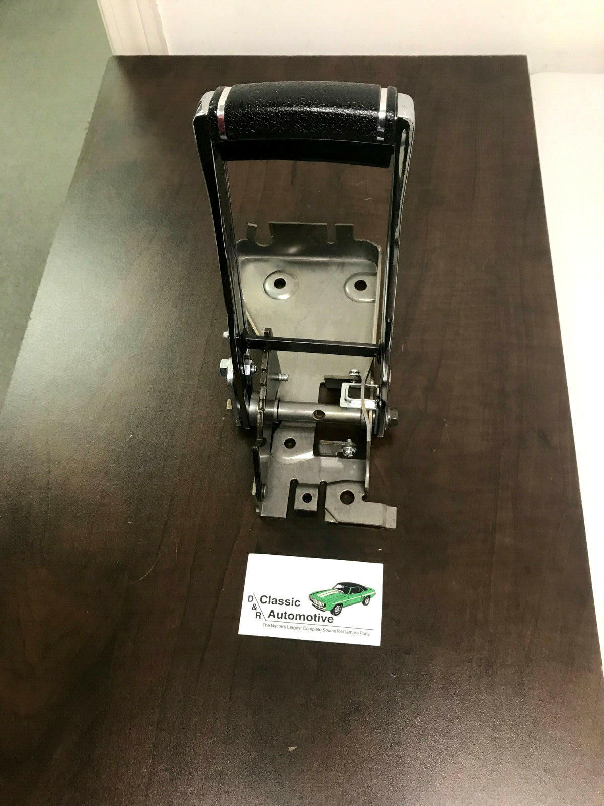 68 69 Camaro Automatic Shifter Assembly Horseshoe handle floor shift